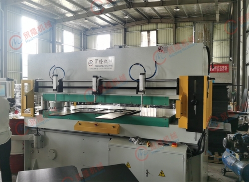 汽车座椅背板封边成型裁断机